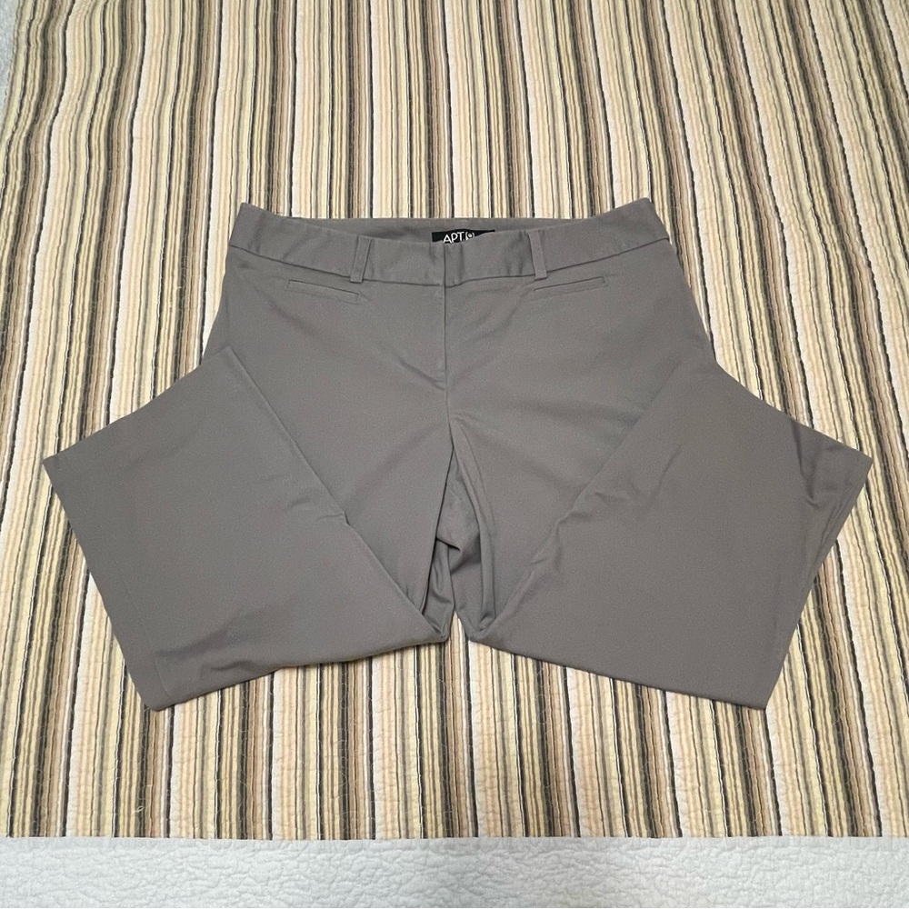 Apt. 9 Women’s 14 Gray Flat Front Capris Summer Casual